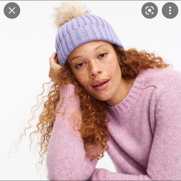 ‘SALE’ BRAND NEW J Crew Ribbed Beanie with Faux-Fur Pom-Pom - Picture 7 of 8